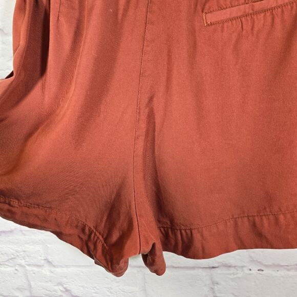 M H&M Conscious Women's Rust Orange Paperbag Belted Shorts Size 6 Patch Pockets - Picture 7 of 9